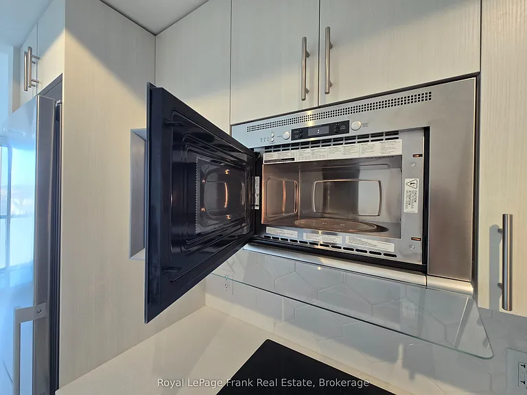 2545 Simcoe St N #1020 — Photo 6