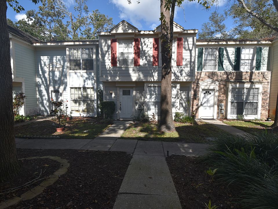1st image of 13908 Fletchers Mill Dr