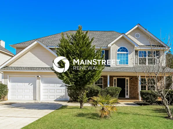 263 Millstone Dr, Hampton, GA 30228