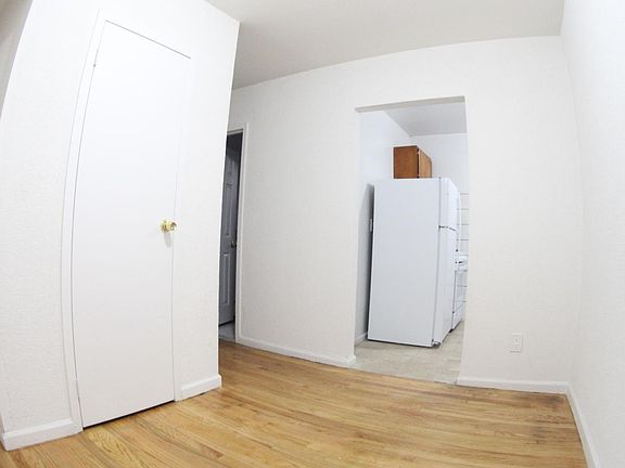 2nd image of 1735 Davidson Ave #3B-3
