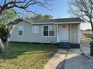 1733 Islla Dr, Corpus Christi, TX 78416