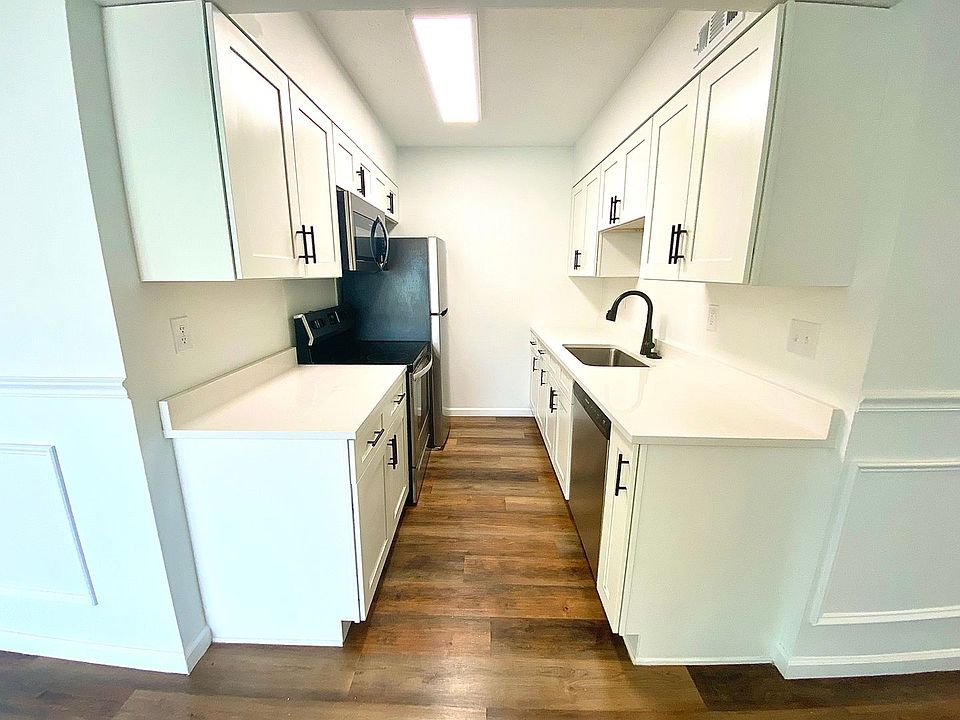 1st image of 719 Meadow Wood Dr Unit 2