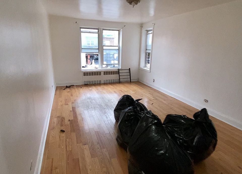 2nd image of 2112 Starling Ave APT 1I