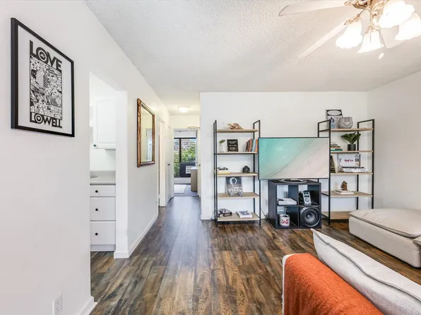 87-119 Helelua St APT F202, Waianae, HI 96792