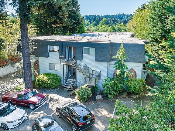 3rd image of 7217 NE 175th Street #104