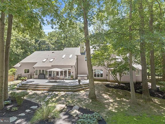5th image of 13243 Westmeath Ln
