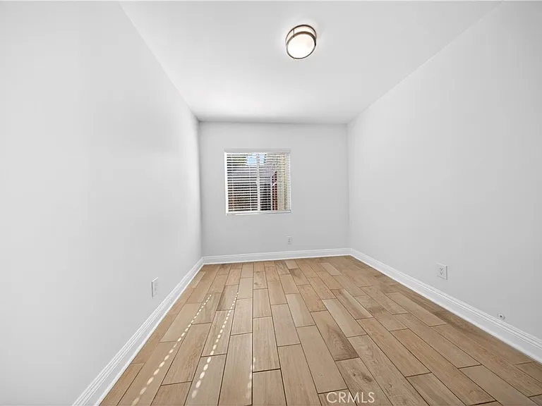 6904 N McLennan Ave — Photo 16