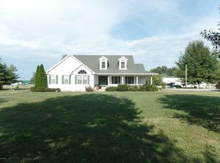 600 Crossroad School Rd, Eldorado, IL 62930