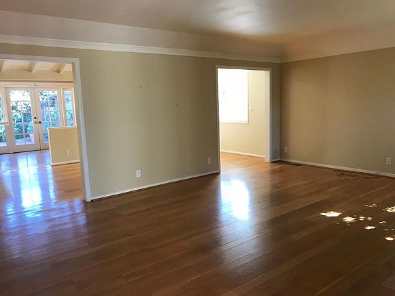 2nd image of 957 Millie Ave