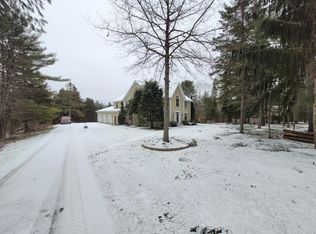 28 Deer Hill Ln, Hampden, ME 04444
