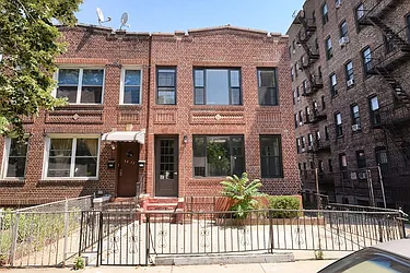 Rented by Julia Shildkret Real Estate Group