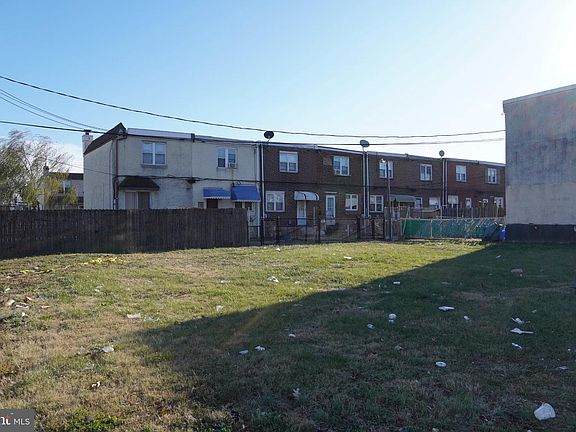 3rd image of 3587-91 Gaul St