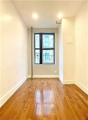 3rd image of 538 W 159th St #31