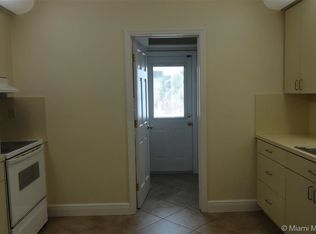 6121 Grant St, Hollywood, FL 33024