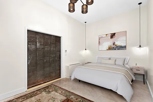 Rented by Compass | media 12