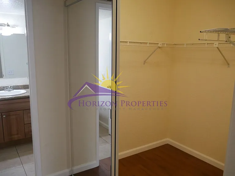 5226 Hemlock St #34 — Photo 13