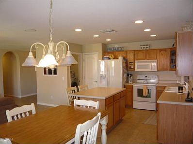 2nd image of 4182 E Stratford Pl