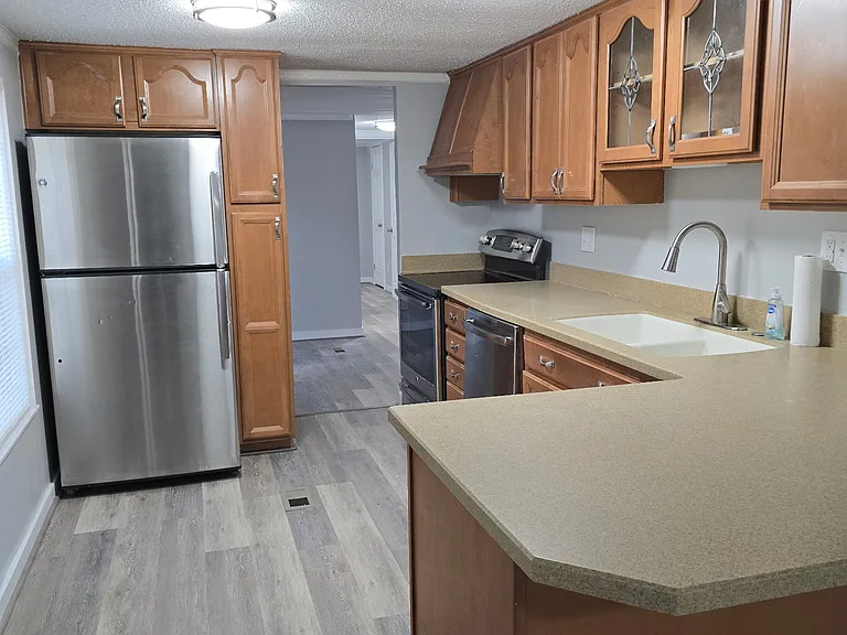 1458 Rocky Ford Rd — Photo 3