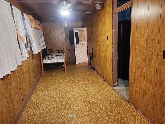 2nd image of 415 SW 3rd St