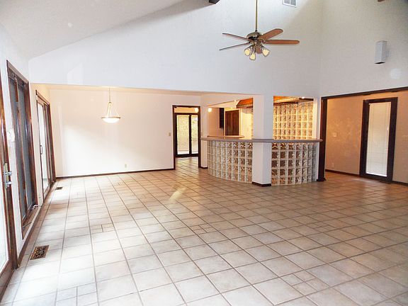 Entertainment Space!