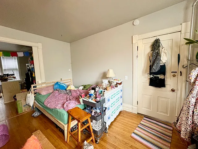 223 1/2 N Pinckney St — Photo 11