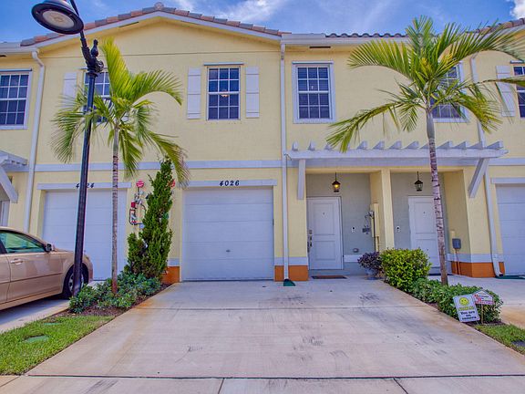 Home For Sale In Cricket Club