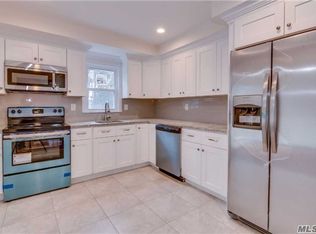 1726 Spur Dr S, Islip, NY 11751