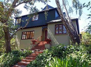 5833 Pinewood Rd, Oakland, CA 94611