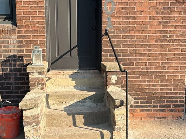 2301 Caniff St #2, Hamtramck, MI 48212