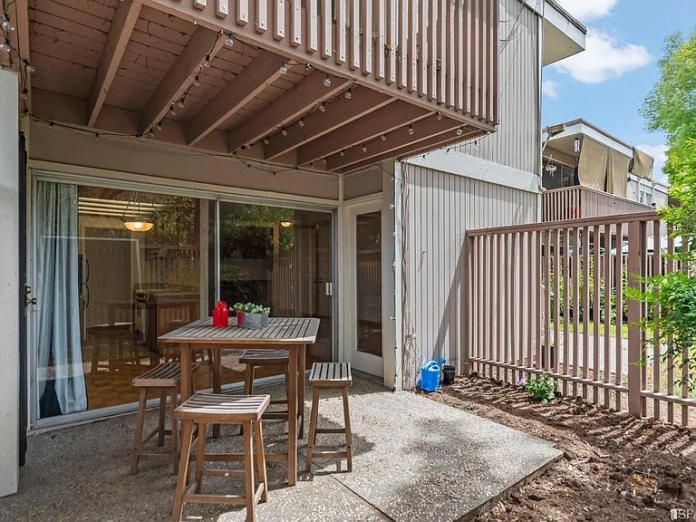 280 Easy St #401 — Photo 15