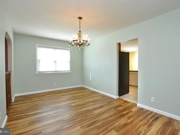 5th image of 192 Canterbury Rd