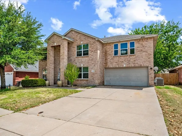 2423 Ranchview Dr, Grand Prairie, TX 75052