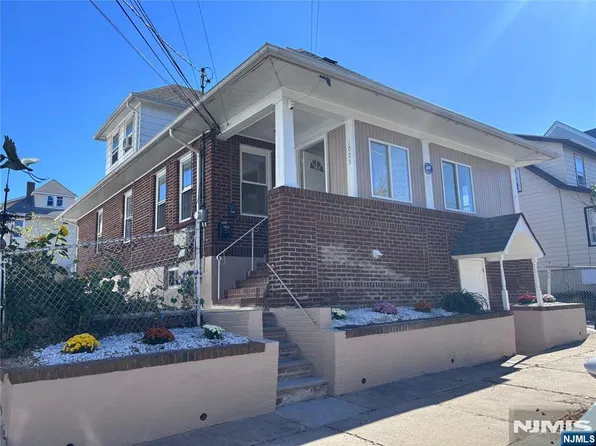 1027 23rd Street, Paterson, NJ 07513