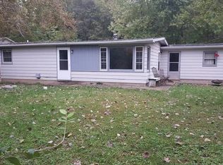 1131 N Oak St, East Peoria, IL 61611