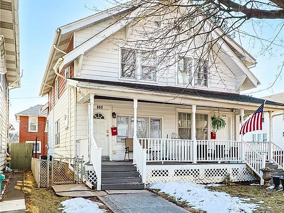2nd image of 726 Pembroke Rd