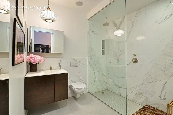 Sold by Corcoran | media 7