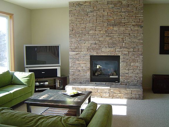 5th image of 9163 Woodland Dr