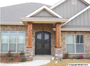 17 Holly Park Blvd, Huntsville, AL 35824