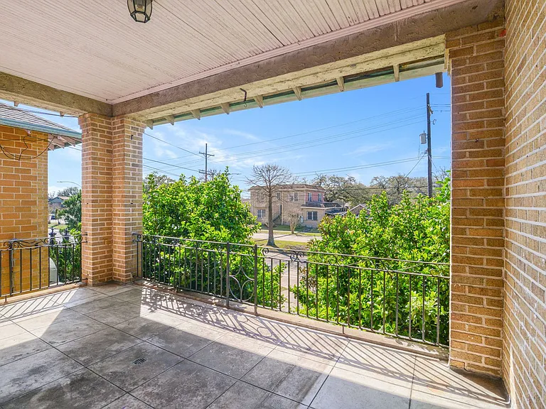 2817 Paris Ave — Photo 8