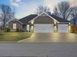 4444 Florence Ave, Ozark, MO 65721