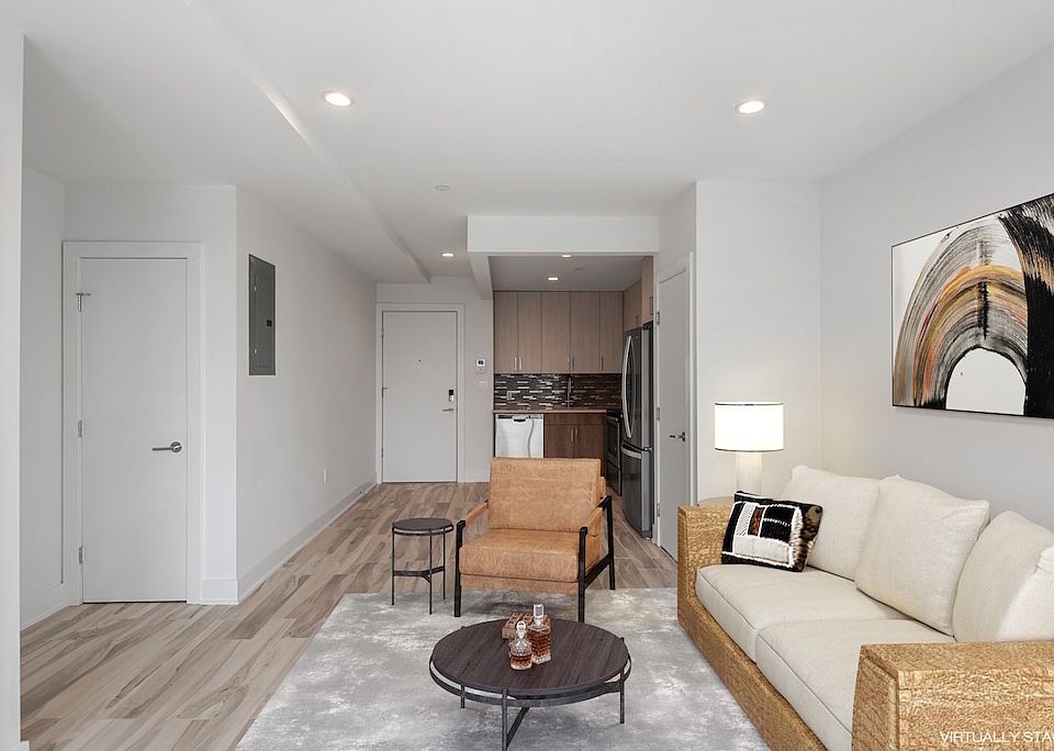 1st image of 27-15 Astoria Blvd #5R