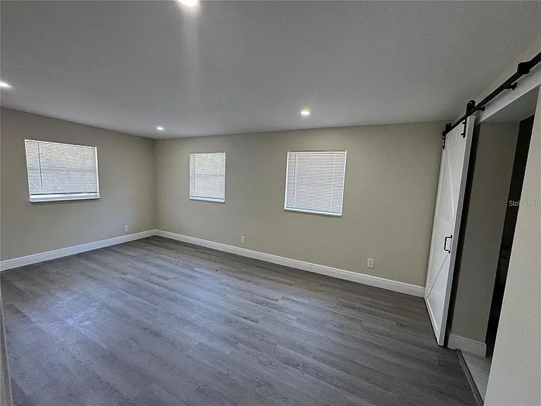 7039 Lenox Dr — Photo 6