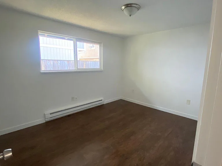 4030 S Warner St — Photo 2