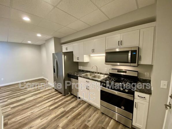 107 Main St E #2