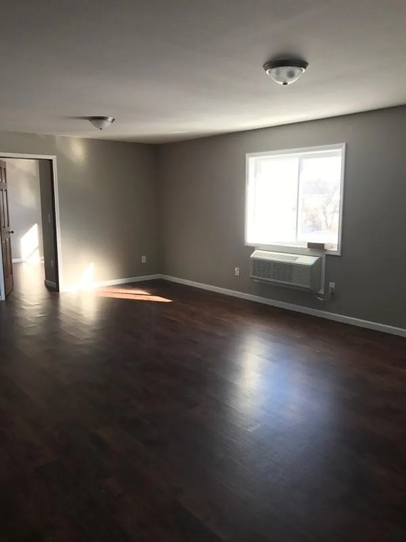 Meadows on 7th Apartments — Photo 4