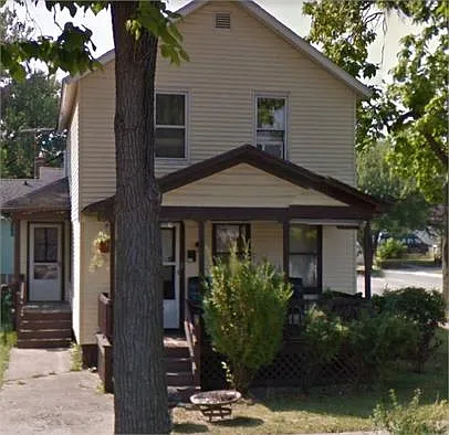 1234 Gillett St. Port Huron - 2 — Photo 2
