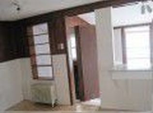 55 Riverview Ave, Agawam, MA 01001