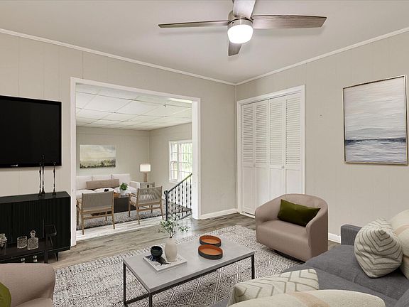 4th image of 3609 Fairfax Court