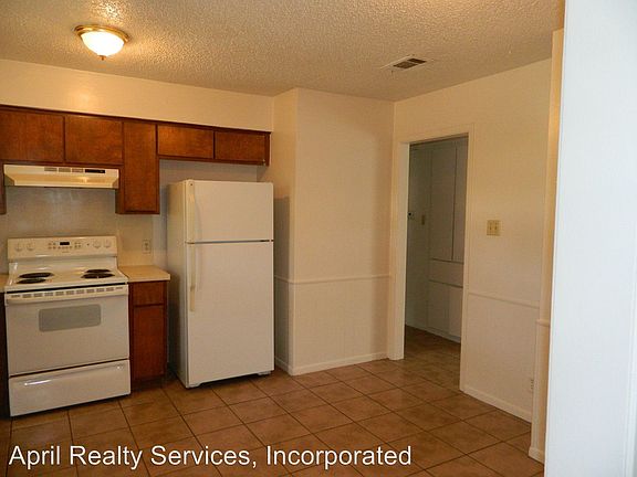 5th image of 12310B Willow Wild Dr