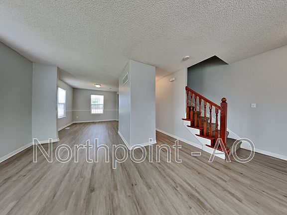 3rd image of 4225 Highland Ave
